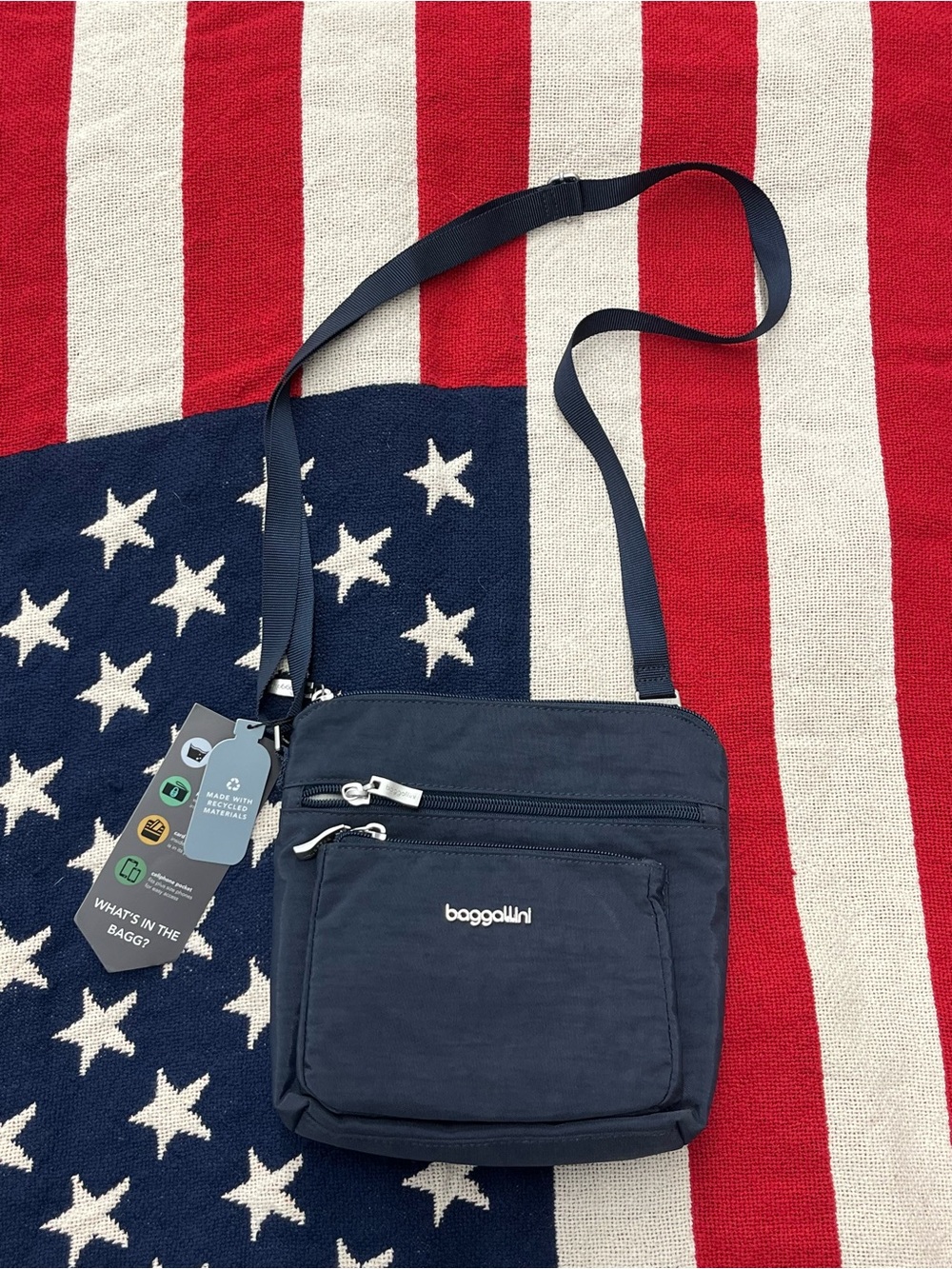 Baggallini Crossbody Bag in Navy - Lightweight Travel Shoulder Bag New with Tags